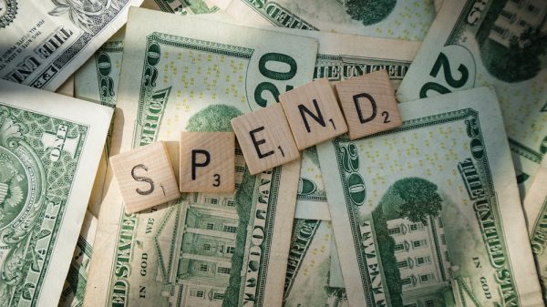 Best PR Tool for Financial Services Companies