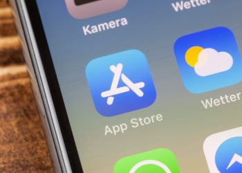 App Store removal claims cause uproar among developers
