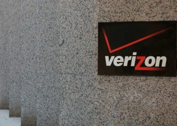 Verizon is catching up to T-Mobile in Speedtest’s 5G rankings